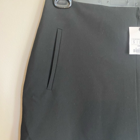 NWT Zara Skirt / Skort Mini Pleated Size S - Picture 2 of 6